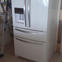 Like New White High End Refrigerator Drawers