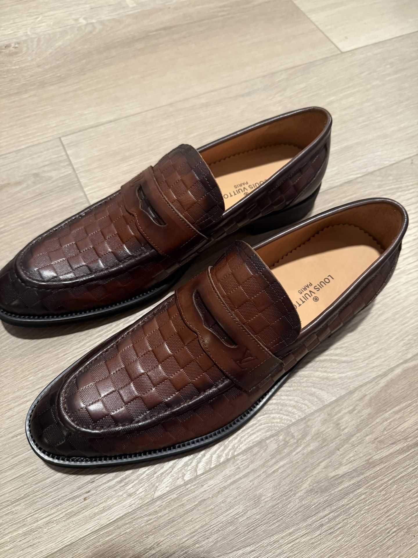 Brown Louis Vuitton Dress Shoes / Loafers