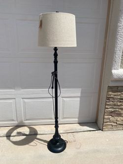Floor lamp
