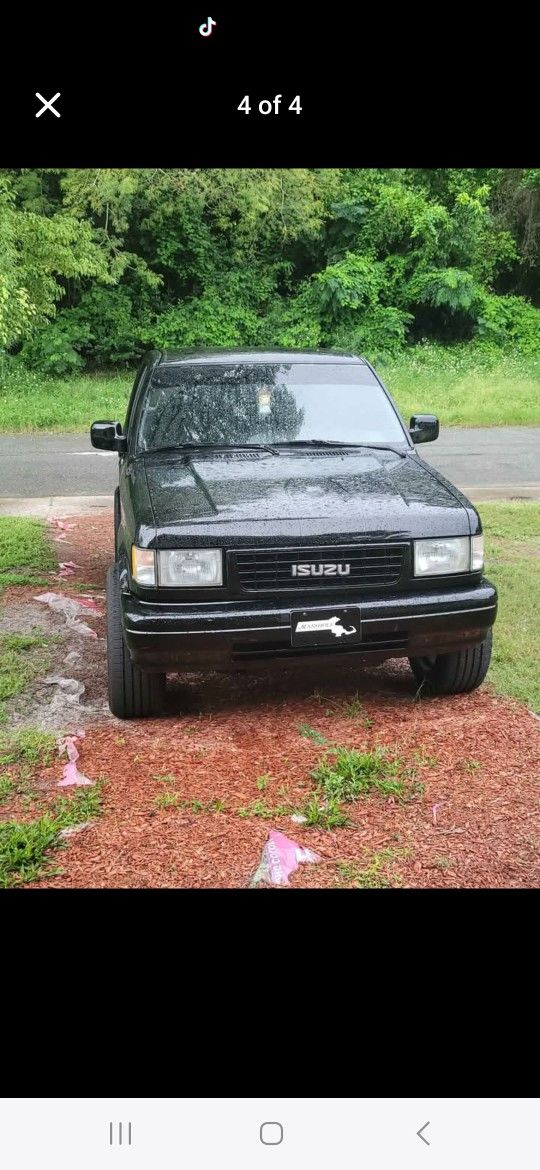 1995 Isuzu Trooper