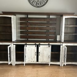 Pueblo White Wall Unit