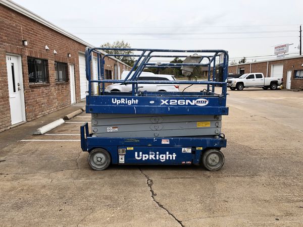 UpRight Scissor Lift 26FT for Sale in Houston, TX - OfferUp