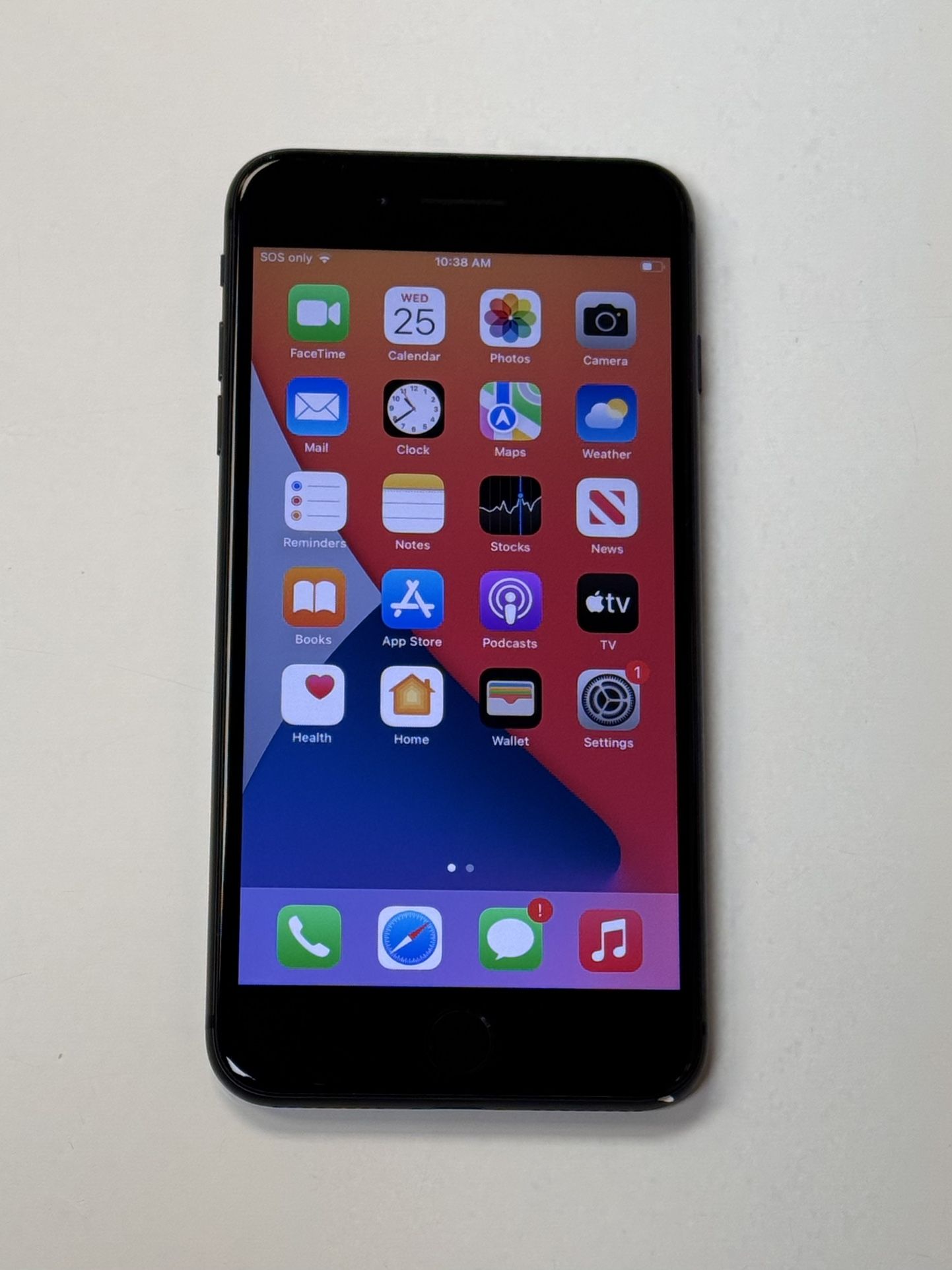 Excellent Apple iPhone 8 Plus 64GB Unlocked Desbloqueado‐Liberado Boost Mint Mobile T-Mobile Metro