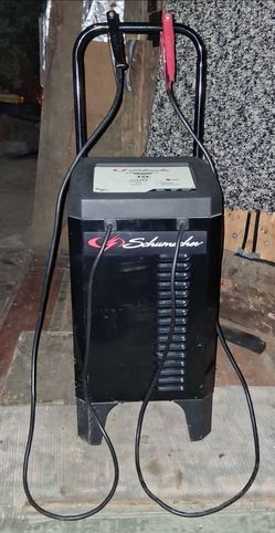 Schumacher Heavy-Duty Battery Charger