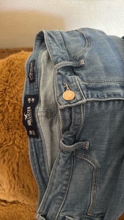 Hollister Jean