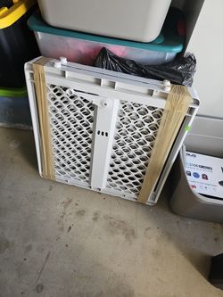 2 Baby Gates