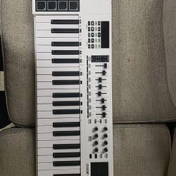 M-Audio code49 keyboard