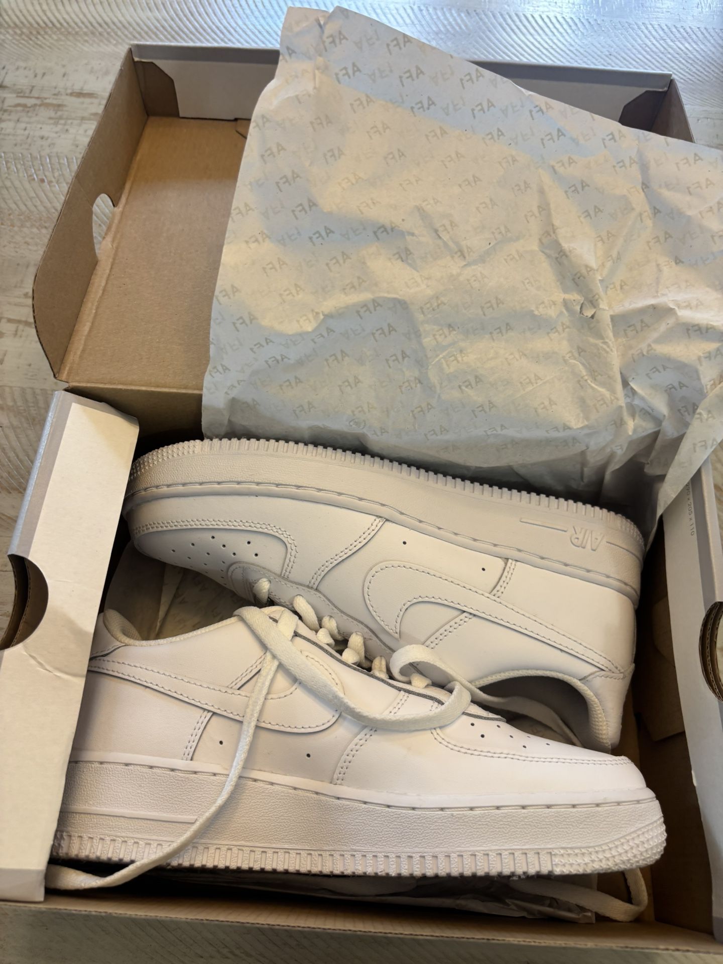 Nike Air Force 1 LE (GS)