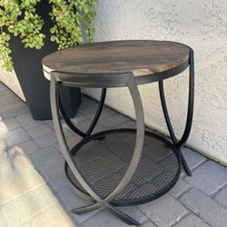 Iron & Wood End table 