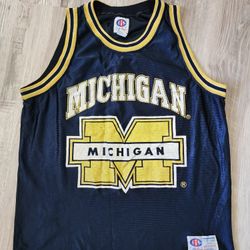 Michigan Basketball Jersey Apex Medium