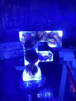 Initial Customizable Lamp///Inicial Lampara Personalizable