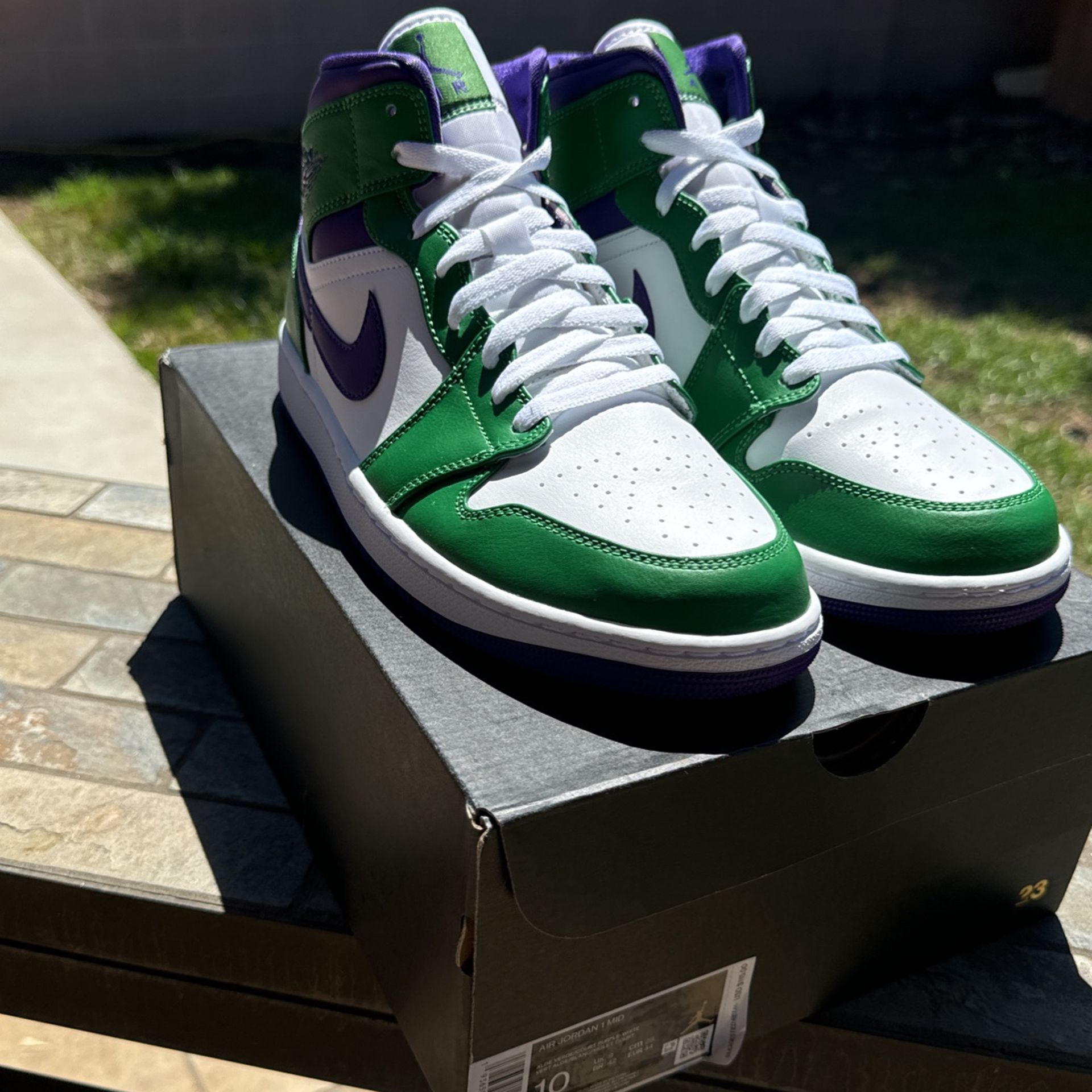 Air Jordan 1 Mid ‘Incredible Hulk’