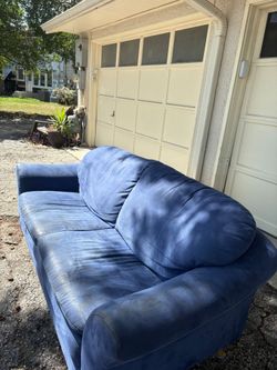 Free couch