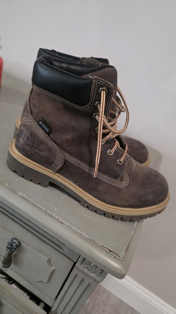 Woman's Timberland Pro waterproof steel toe boots size
