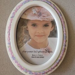 Vintage Pastel Floral Oval Ceramic Picture Frame 5x7