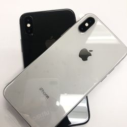 IPhone XS Max (256gb) unlocked with store warranty  | Each 