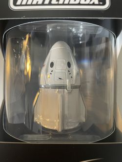 Dragon (Space X)