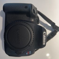 Canon T5i Body 