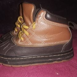 Baby Nike Duck Boots