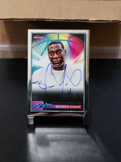 Seattle Legend Shawn Kemp On Card Auto!
