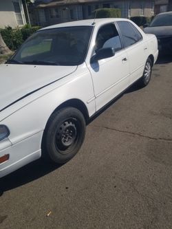 1,400. 5speed Manuel