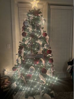7 ft Christmas tree with storage bag