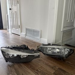 BMW 328i 2015 Headlights – Like New