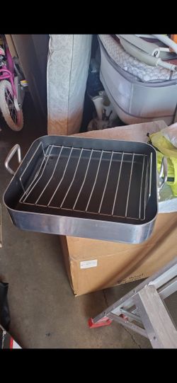 Oneida Roaster Rack, Big And Heavy, It's In Good Condition. Check Out My Other Offers, Maybe You Can Find Something That Interests You. 