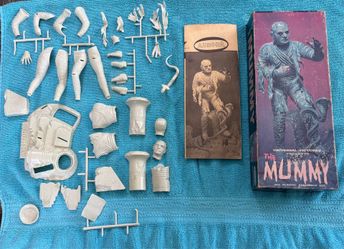 1963 Aurora Mummy Model Kit