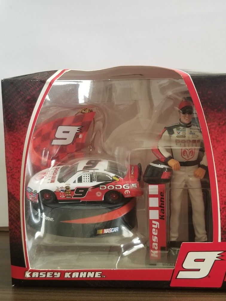 Kasey kahne collectable car and Action figure