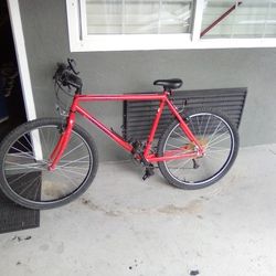 Specialized Rockhopper Mountain Bike