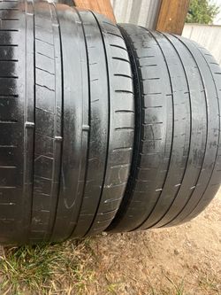 2 tires 265 35 19 Michelin & Kumho