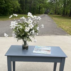 Fabulous Coffee / End / Side Table