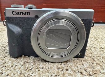 Canon G7X Mark III