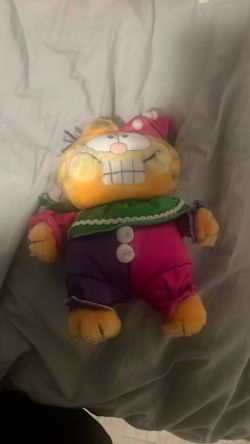 Raggedy Andy + Clown Garfield + Monchhichi dupe