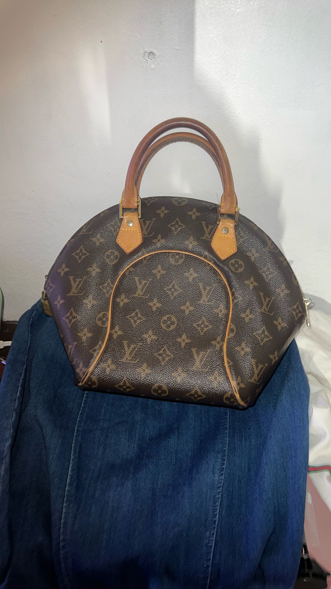 One Scratch At The Bottom Of The Bag