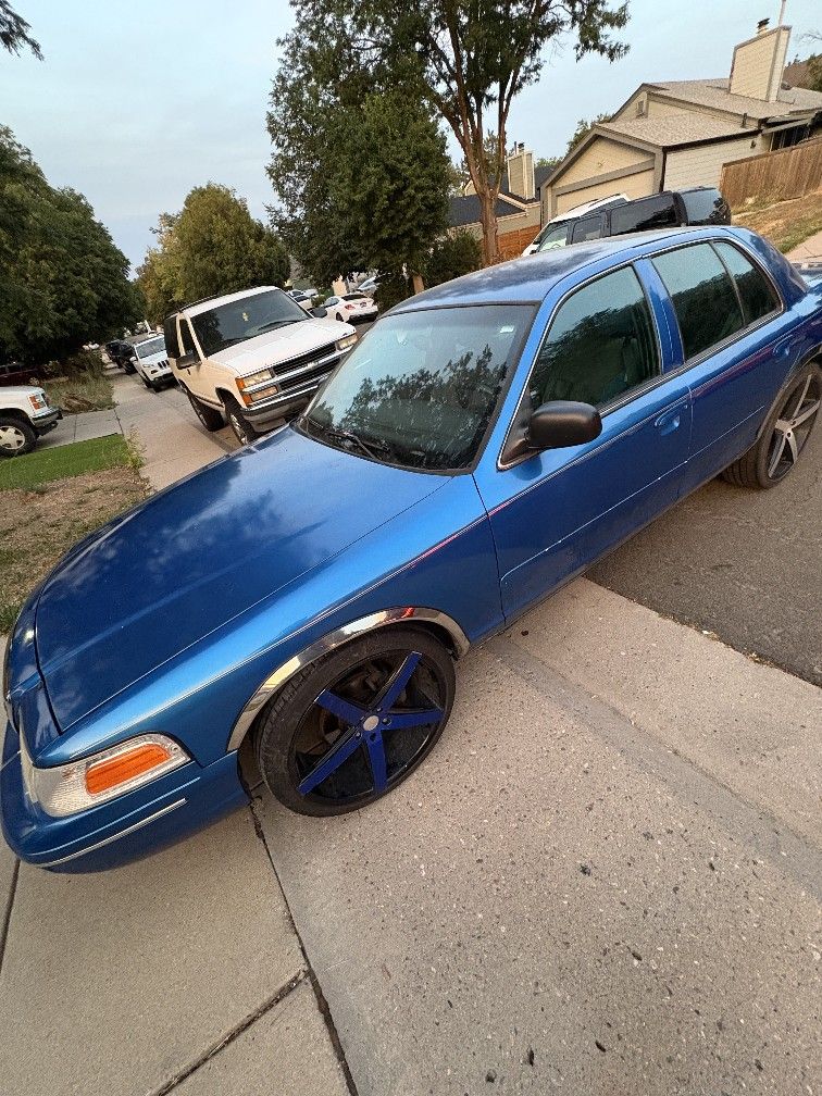 2011 Ford Crown Victoria
