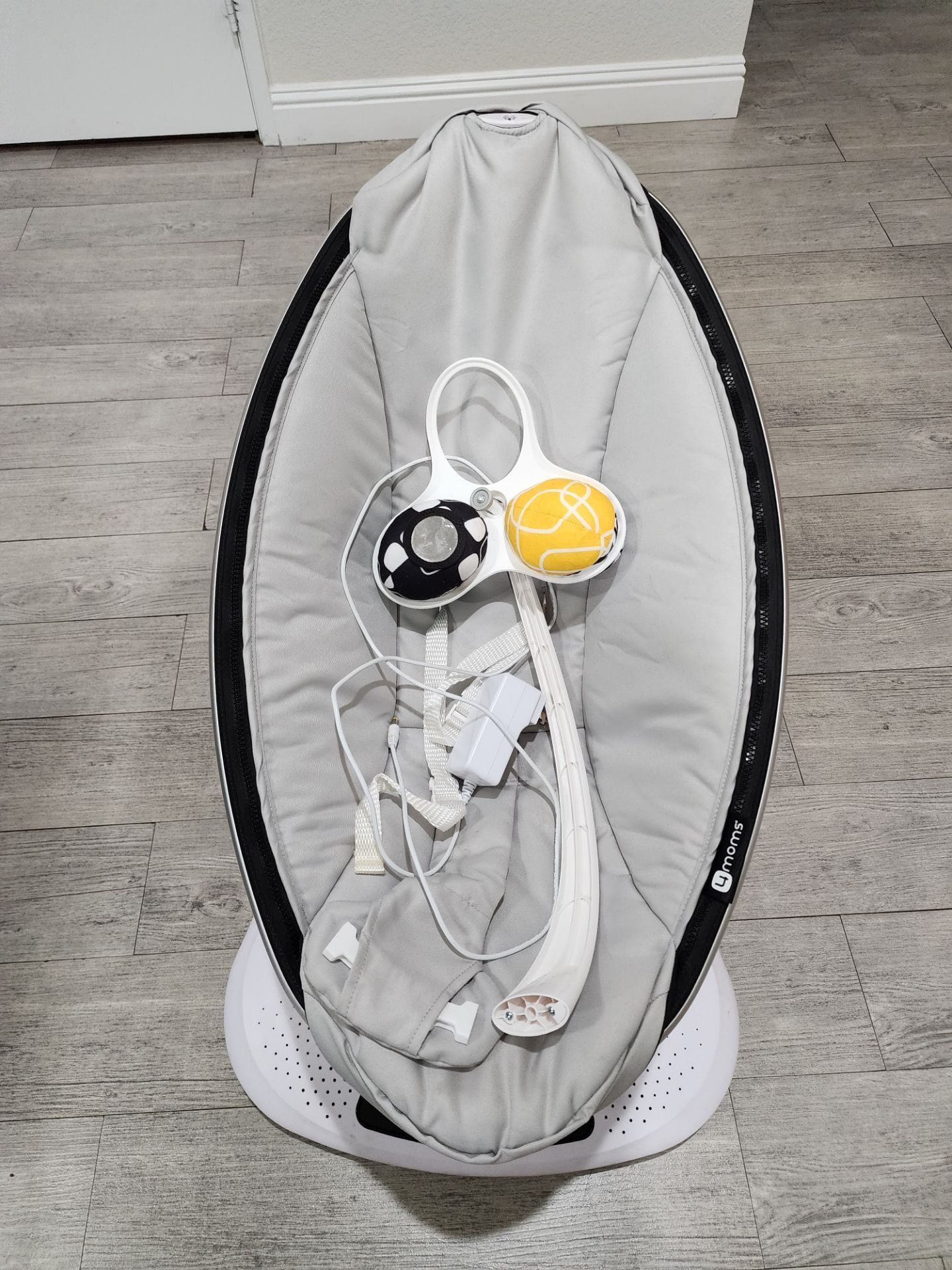 4moms mamaroo swing