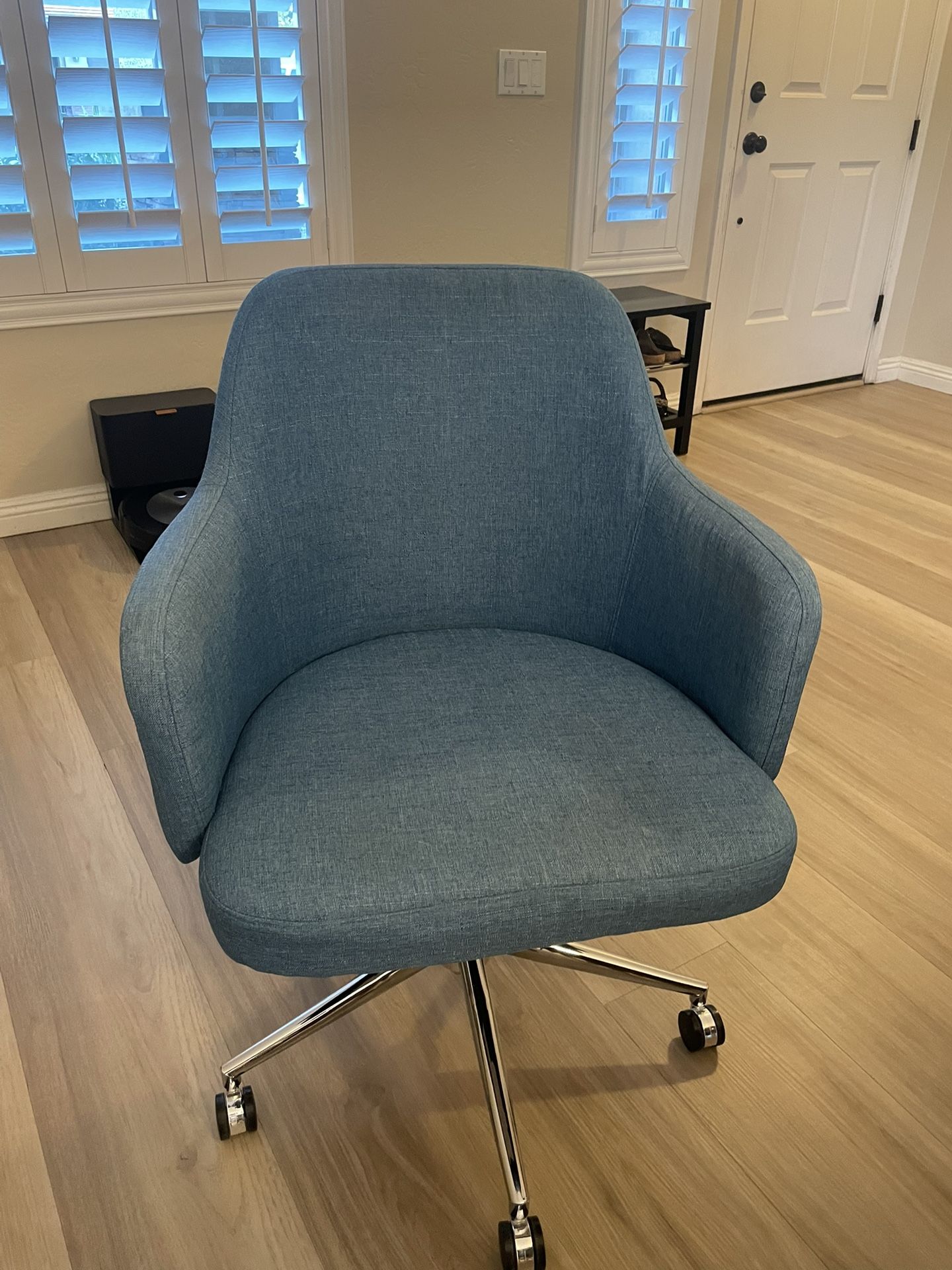 Amazon Basics Office Chair