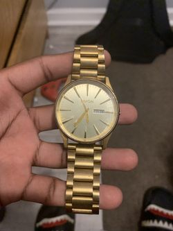Gold Nixon Watch