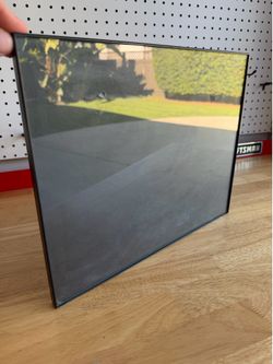 Picture frame 11 x 14”