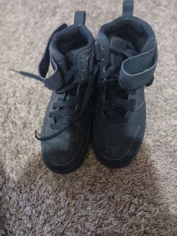 Kids shoes