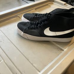 Nike Size 9