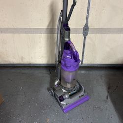 Dyson Animal Vacuum 