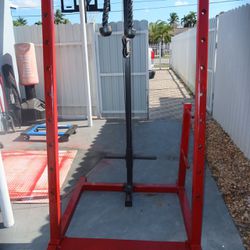 Gym Equipment: Squat Machine 