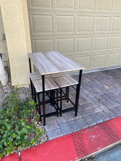 Free table