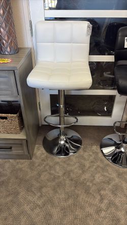 Barstool