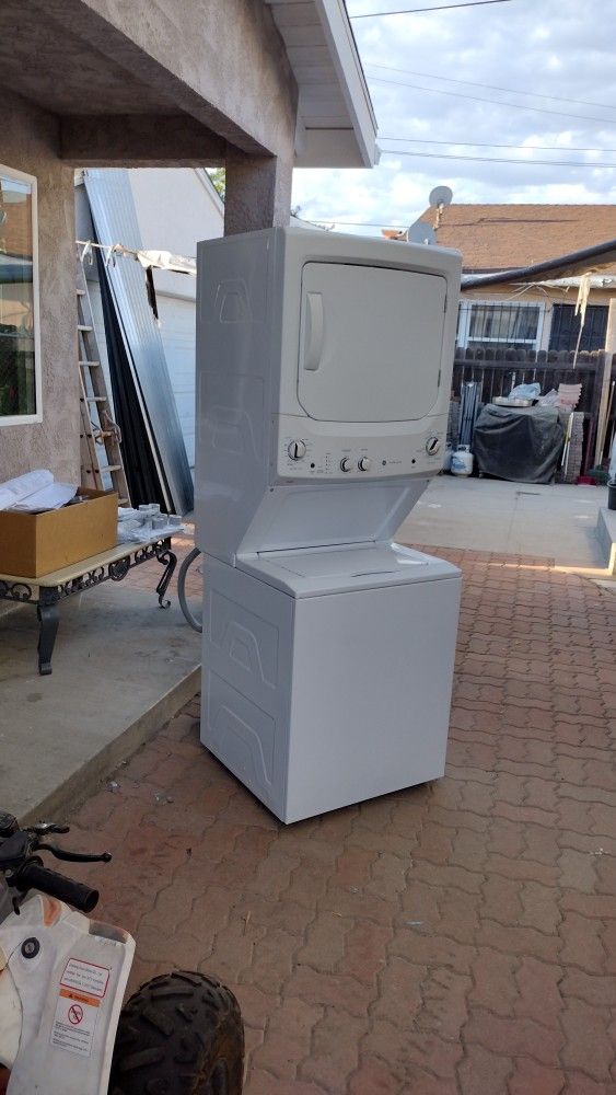 Stackable Washer Gas Dryer