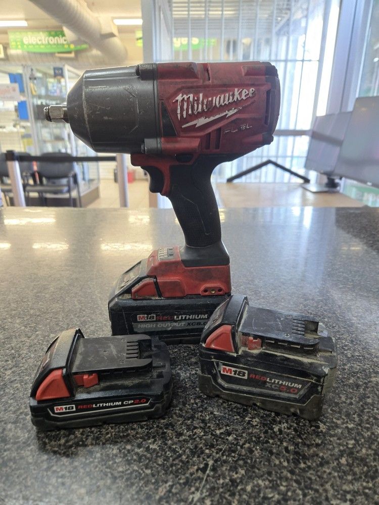 Milwaukee 1/2" Impact Wrench (3 Batteries)