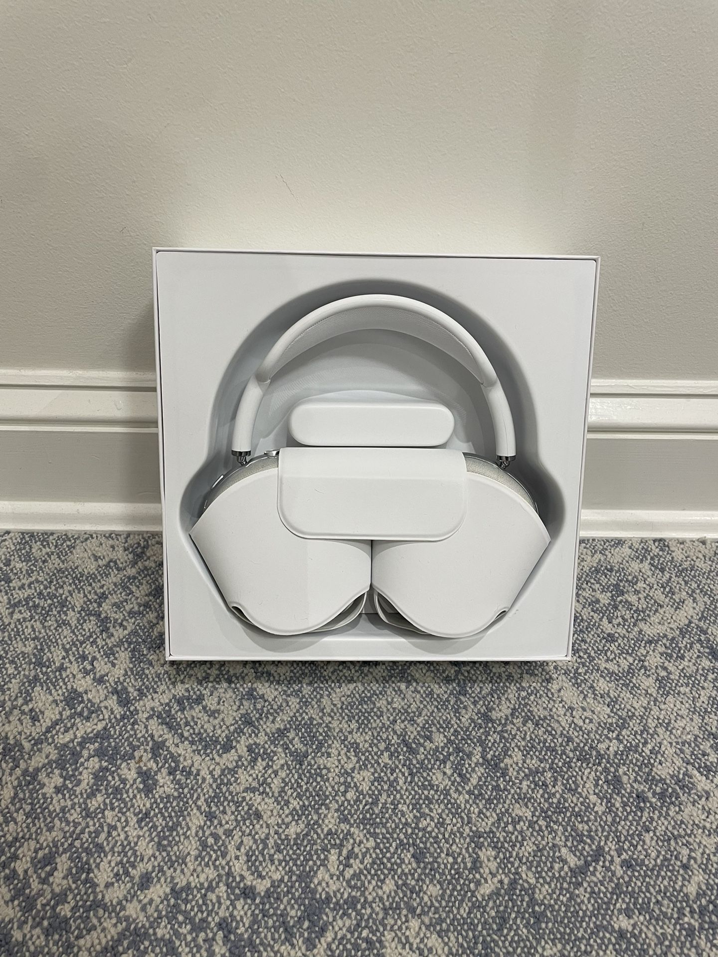 AirPods Max Silver